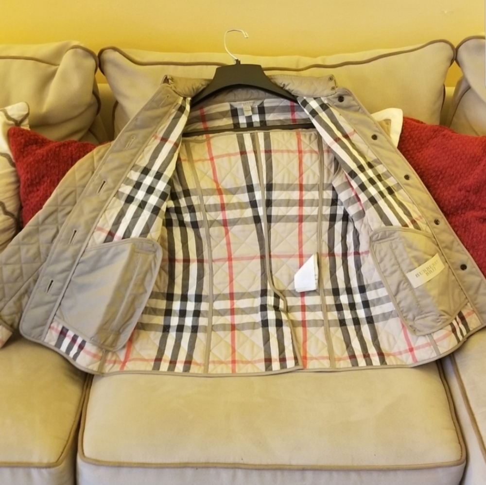 Burberry Quilt Jacket - Picture 4 of 13